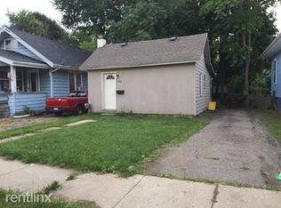 904 Dakin St, Lansing, MI 48912