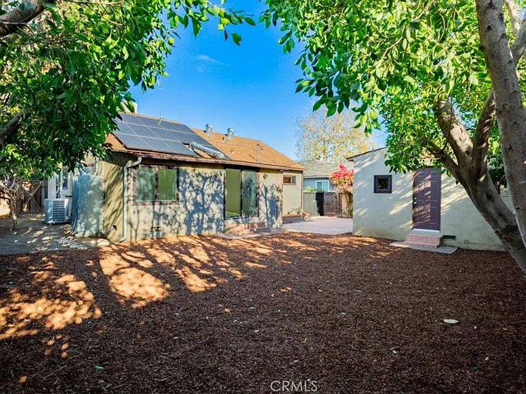 8960 Helms Pl — Photo 15