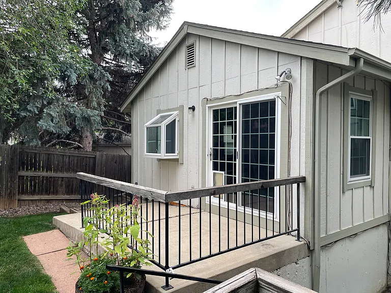 10268 Julian Ct — Photo 47