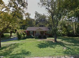 5232 Trousdale Dr, Nashville, TN 37220