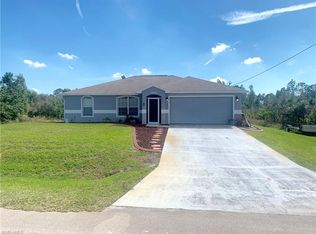 3407 59th St W, Lehigh Acres, FL 33971