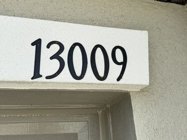 13009 Majestic Garden Ln, Riverview, FL 33579