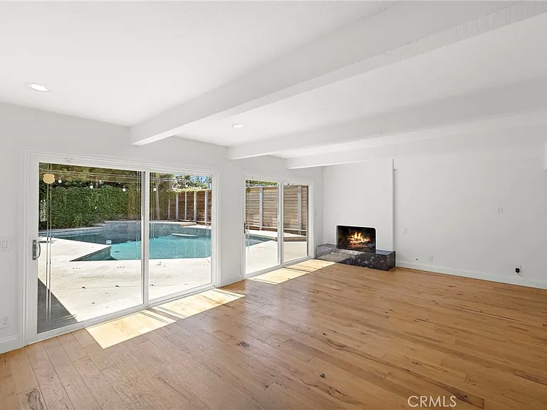 273 Cecil Pl — Photo 6