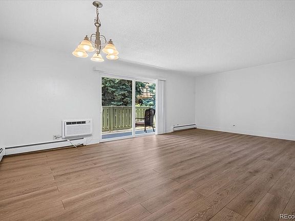 5th image of 2150 S Vaughn Way Unit 202D
