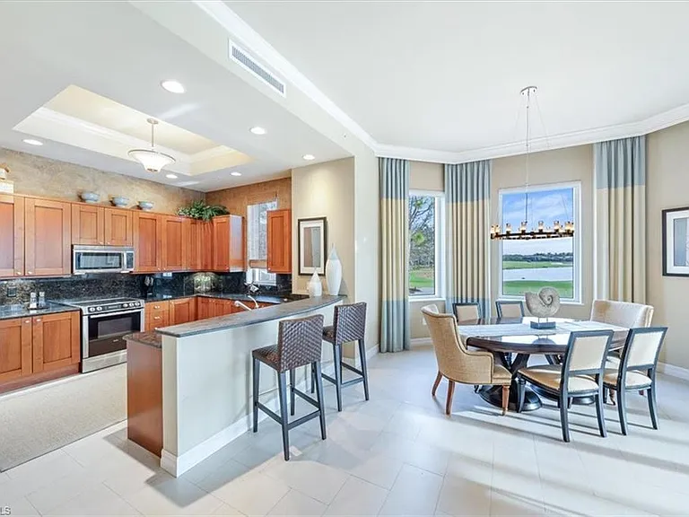 4751 W Bay Blvd #101 — Photo 8