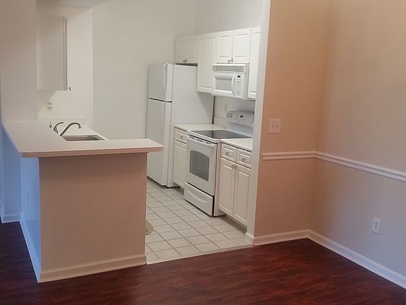 2nd image of 14205 Falls Church Dr APT 2004