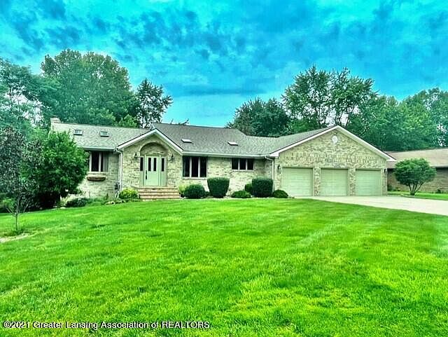 1st image of 7139 Willow Woods Cir