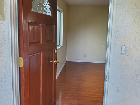 Front door entry to Living room