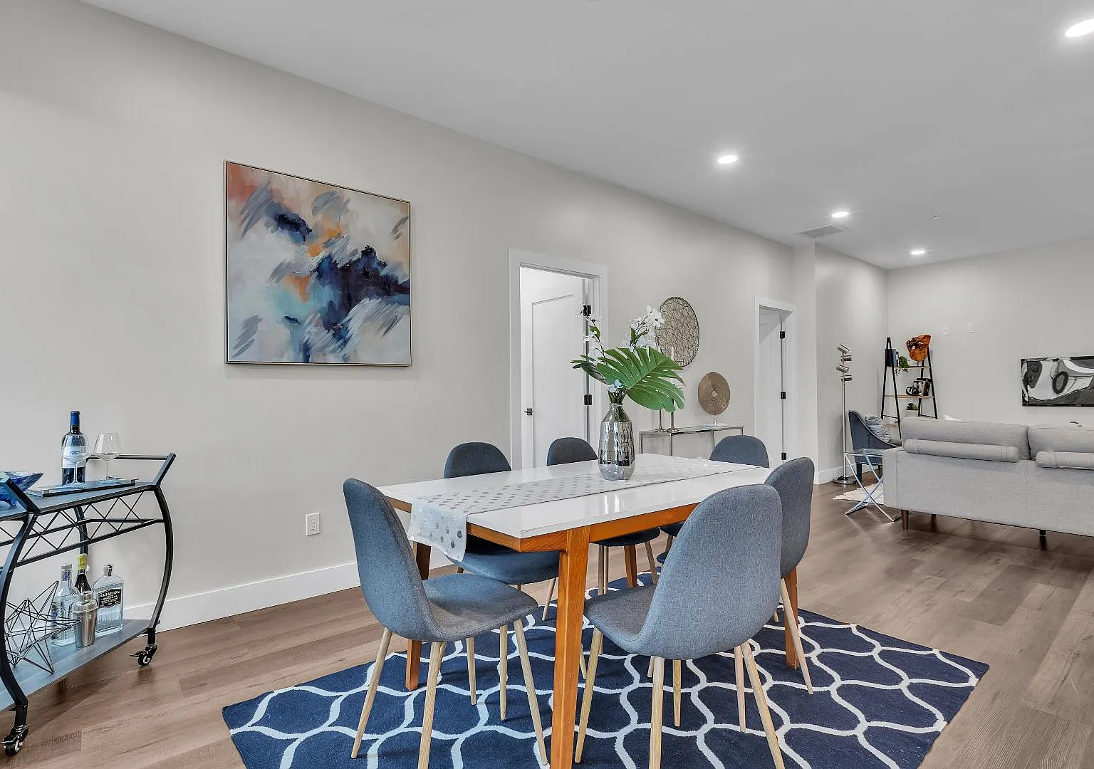 185 Ashford Ave - Unit 9 — Photo 1