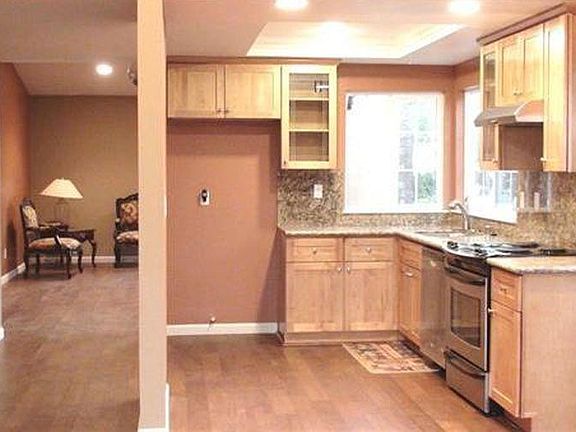 2nd image of 4897 Shadowfalls Dr