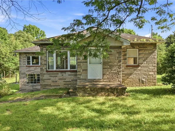 6585 Chestnut Ridge Rd, Hubbard, OH 44425