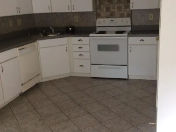 423 Seahorse Run, Chesapeake, VA 23320