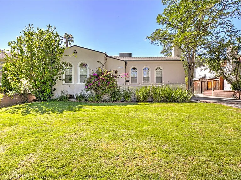5709 Beck Ave — Photo 1