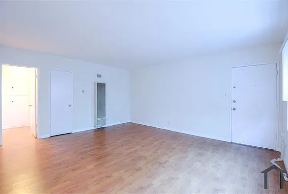 11137 Sherman Way #2 — Photo 8