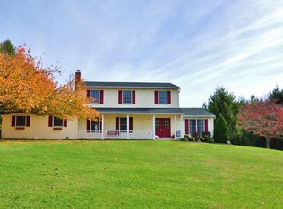 2408 Hametown Rd, Glen Rock, PA 17327