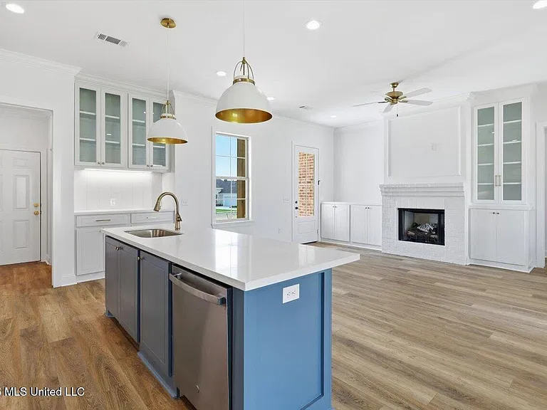 515 Portner Way — Photo 6