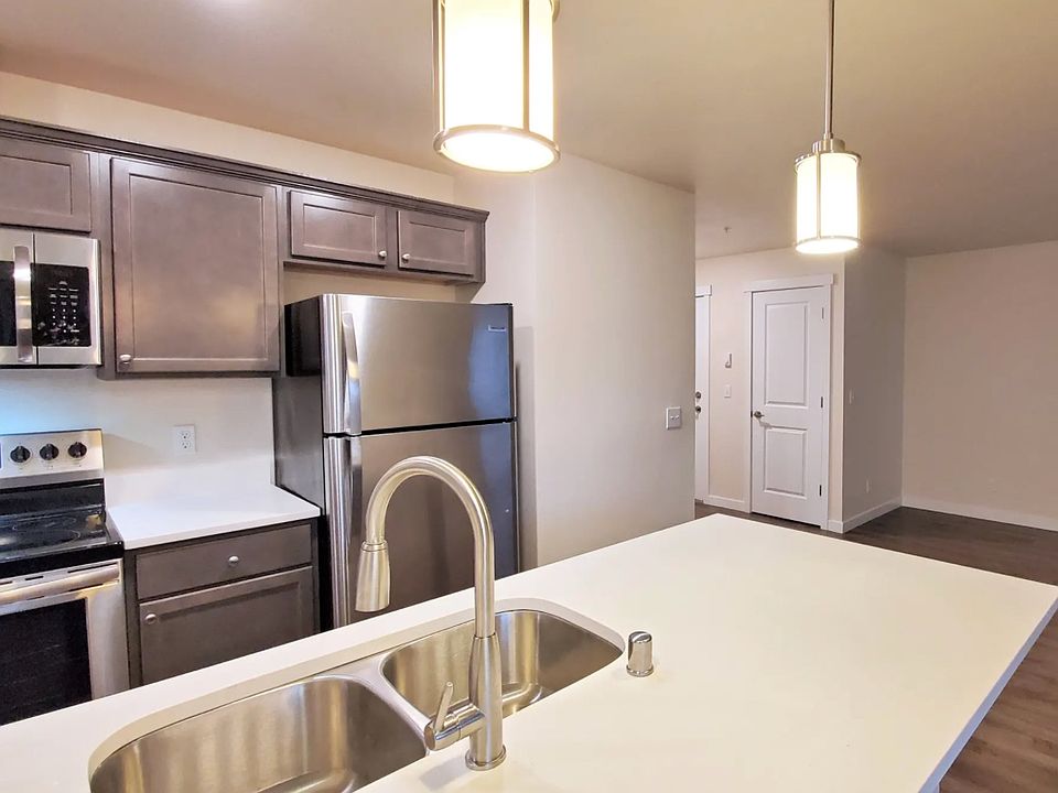 1st image of 10836 SE 204th St #13079802