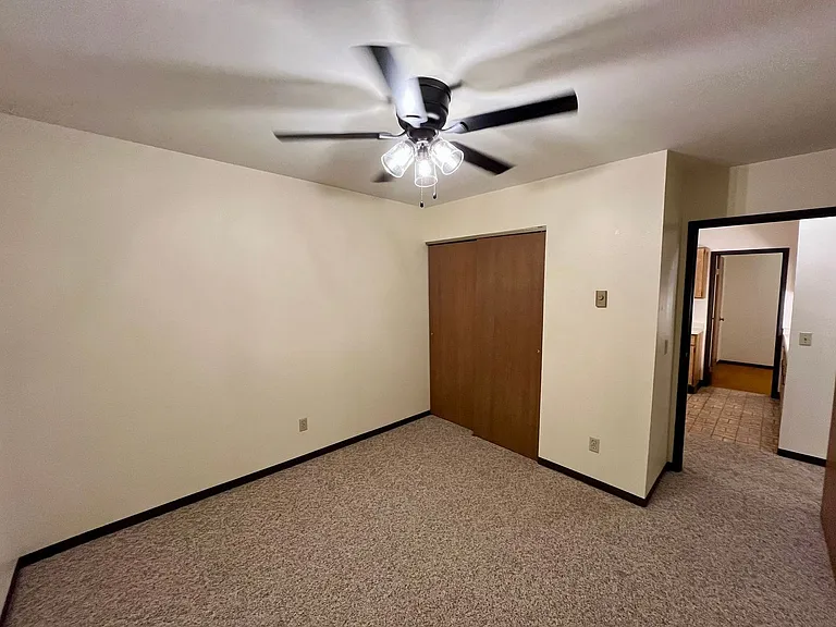 1703 Sawyer Dr — Photo 5