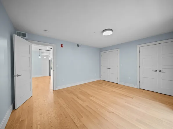 8917 River Road image 10 of 21