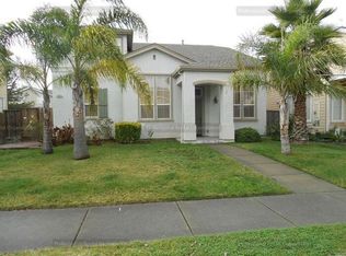 2921 W Creek Ln, Santa Rosa, CA 95407