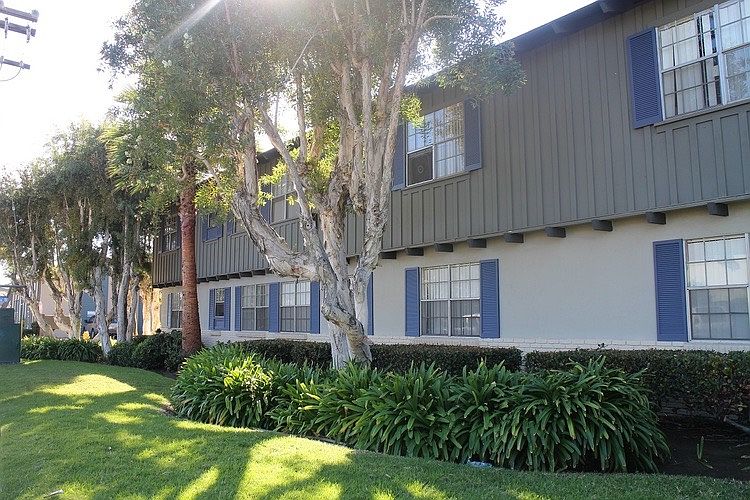 1st image of 6520 Beadnell Way APT 2V