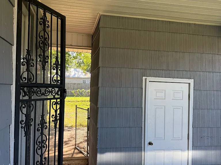 307 Union Ave — Photo 15