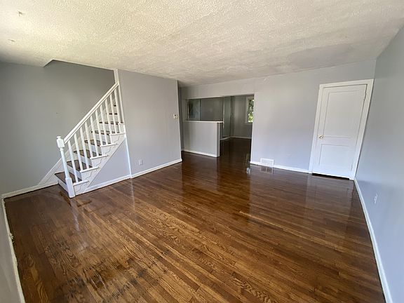 3rd image of 3811 High St