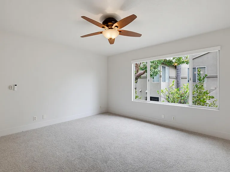 27529 Serena — Photo 31