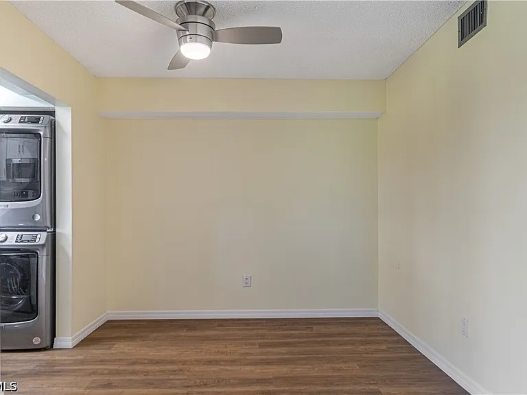 7410 Lake Breeze Dr #203 — Photo 2