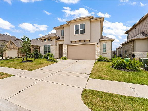 3rd image of 24014 Corinaldo Ct