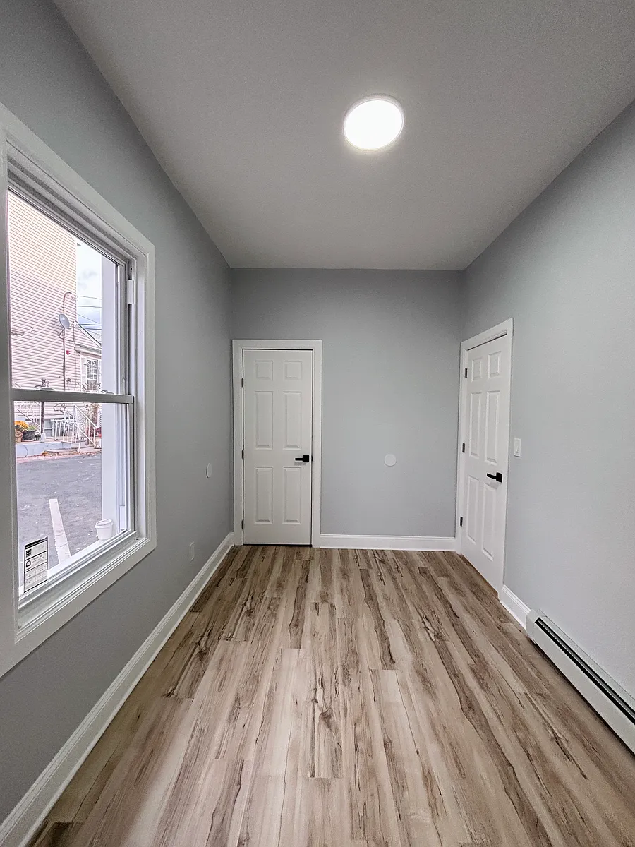 Building Photo - 48 N York St #1R