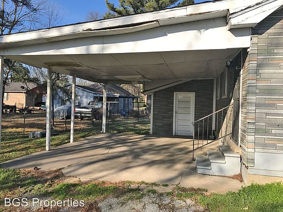 3rd image of 1217 Hornbrook St