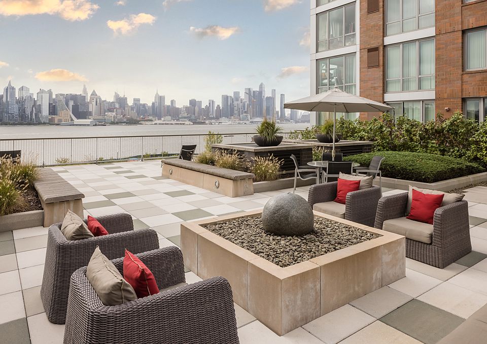 RiverTrace at Port Imperial Apartment Rentals West New York, NJ Zillow