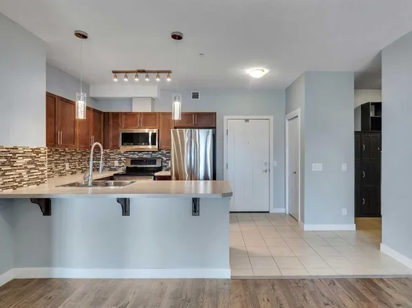 604 E Lake Blvd NE #2220, Airdrie, AB T4A 0G6