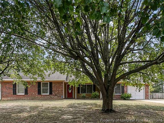 2nd image of 116 Thornbird Dr