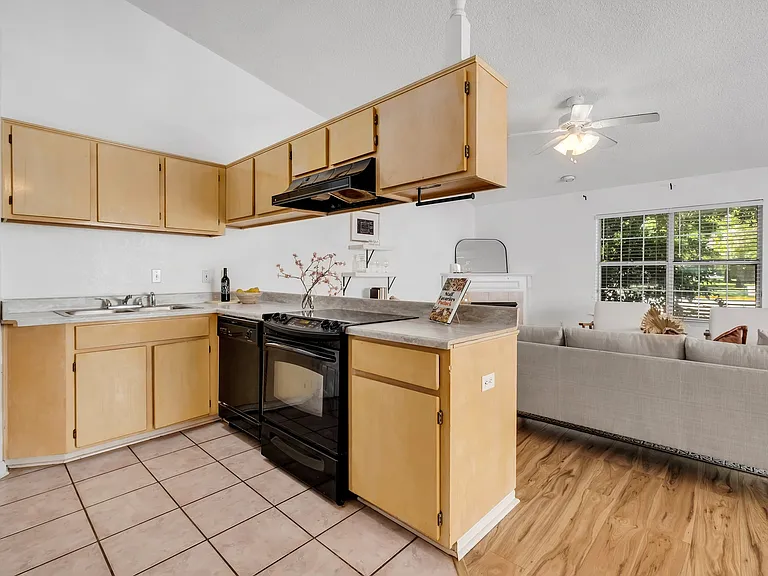 3394 Tansey Ct — Photo 18