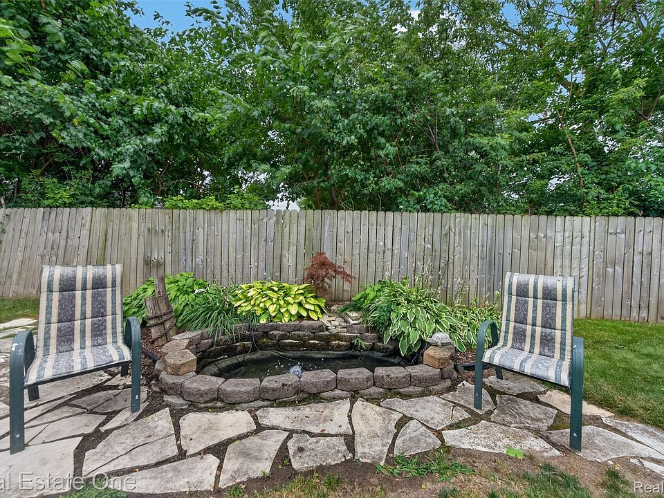 26212 Park Ct, photo 21