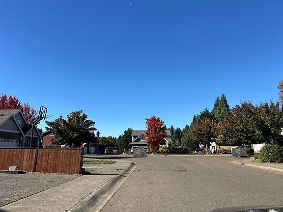 5th image of 7208 116th St E