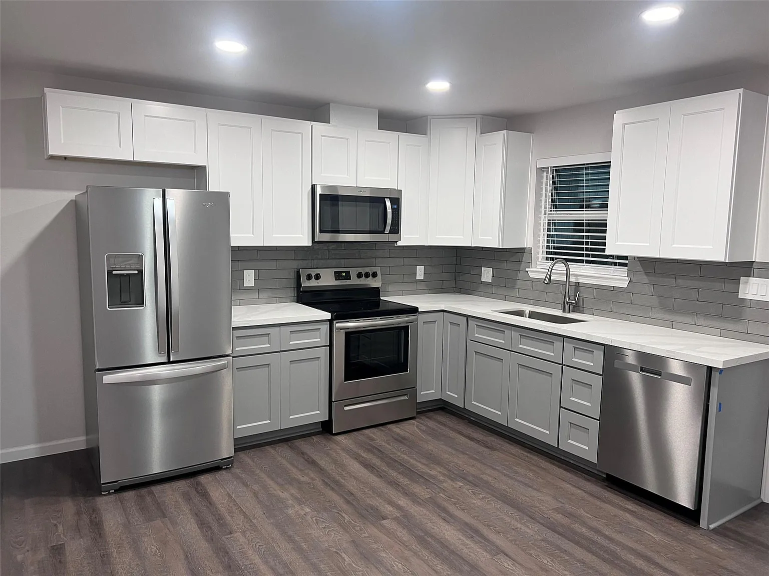 2 bed, 2.0 bath, 1038 sqft, $1,500 — Photo 3