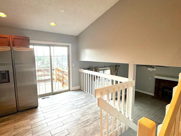 6430 Amethyst Ct — Photo 4