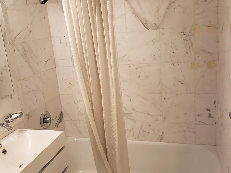 100 W 57th St #19B — Photo 8