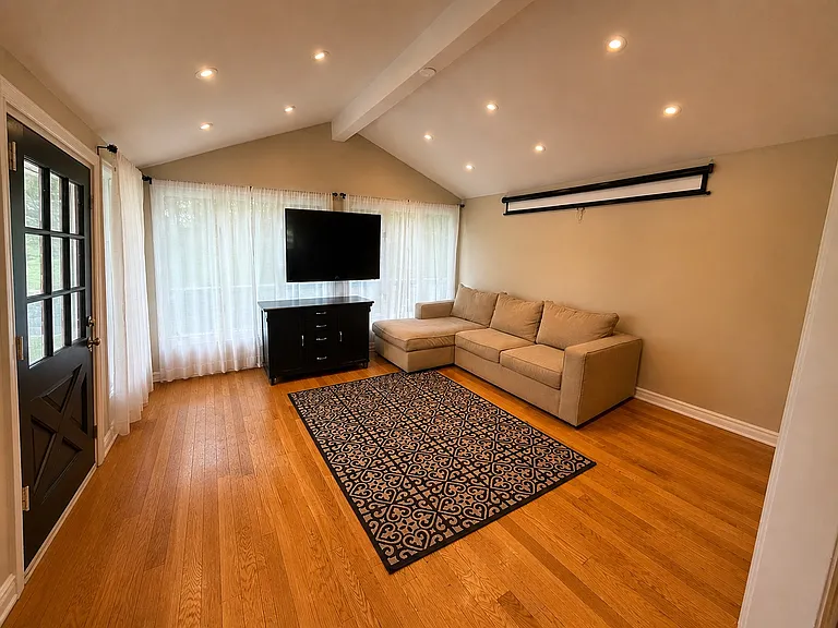 21 Marvelle Rd — Photo 13