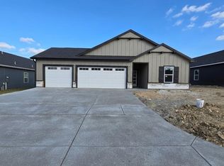 3022 E Highridge St, Wichita, KS 67219