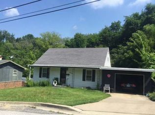 326 Degenhardt St, Alton, IL 62002