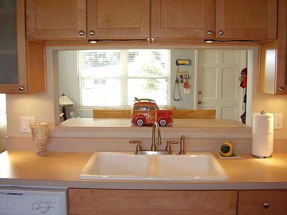 Large pass thru from kitchen to living room