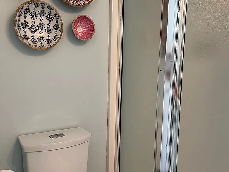 6515 Benham Way — Photo 11