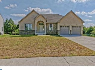 1812 Serenity Ct, Williamstown, NJ 08094