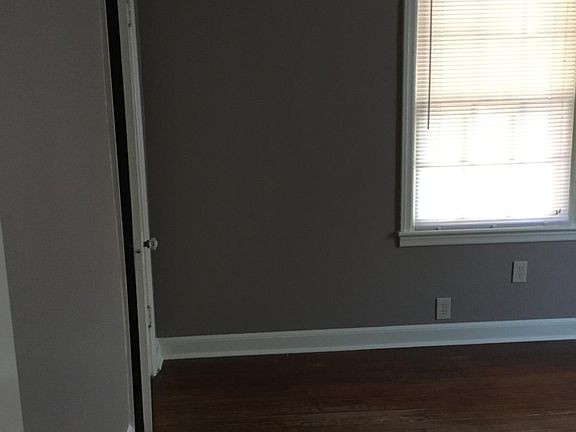 2nd image of 2625 Bonita Cir SW