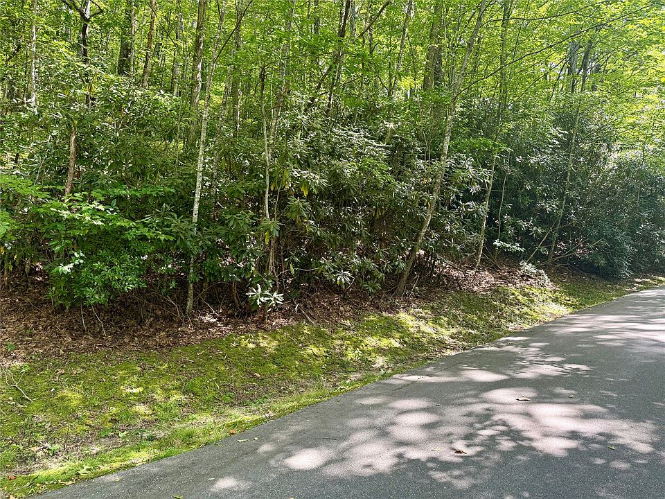 1st image of 115 Black Oak Drive