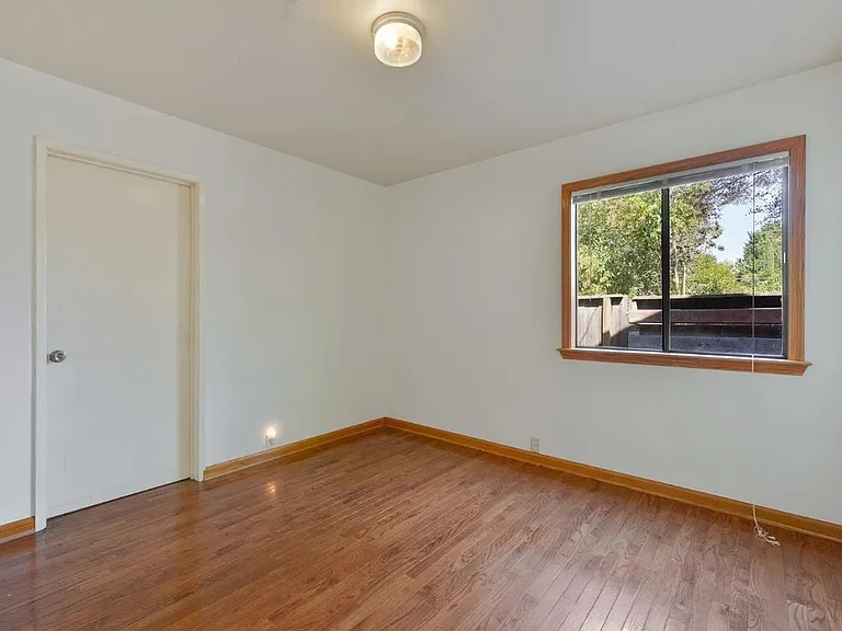 641 Central Ave — Photo 6